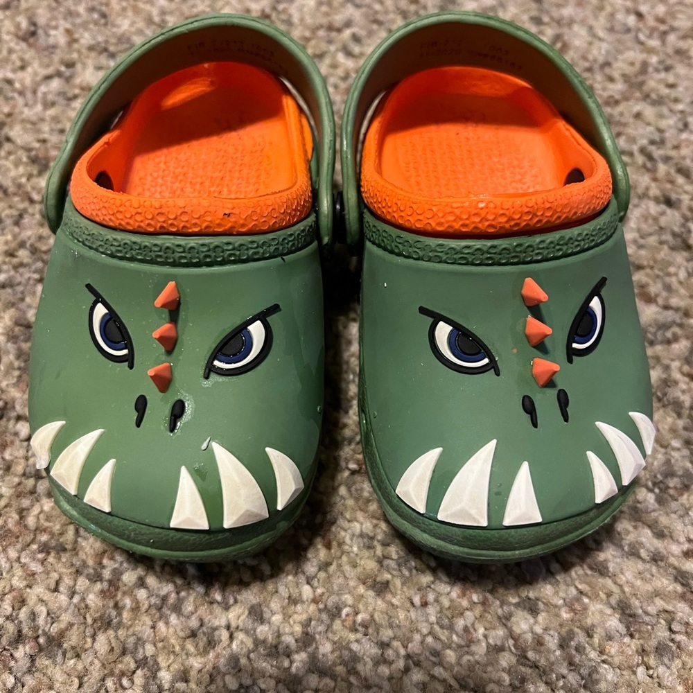 Dinosaur Croc LIKE shoes  Green and Orange Toddler Size 5